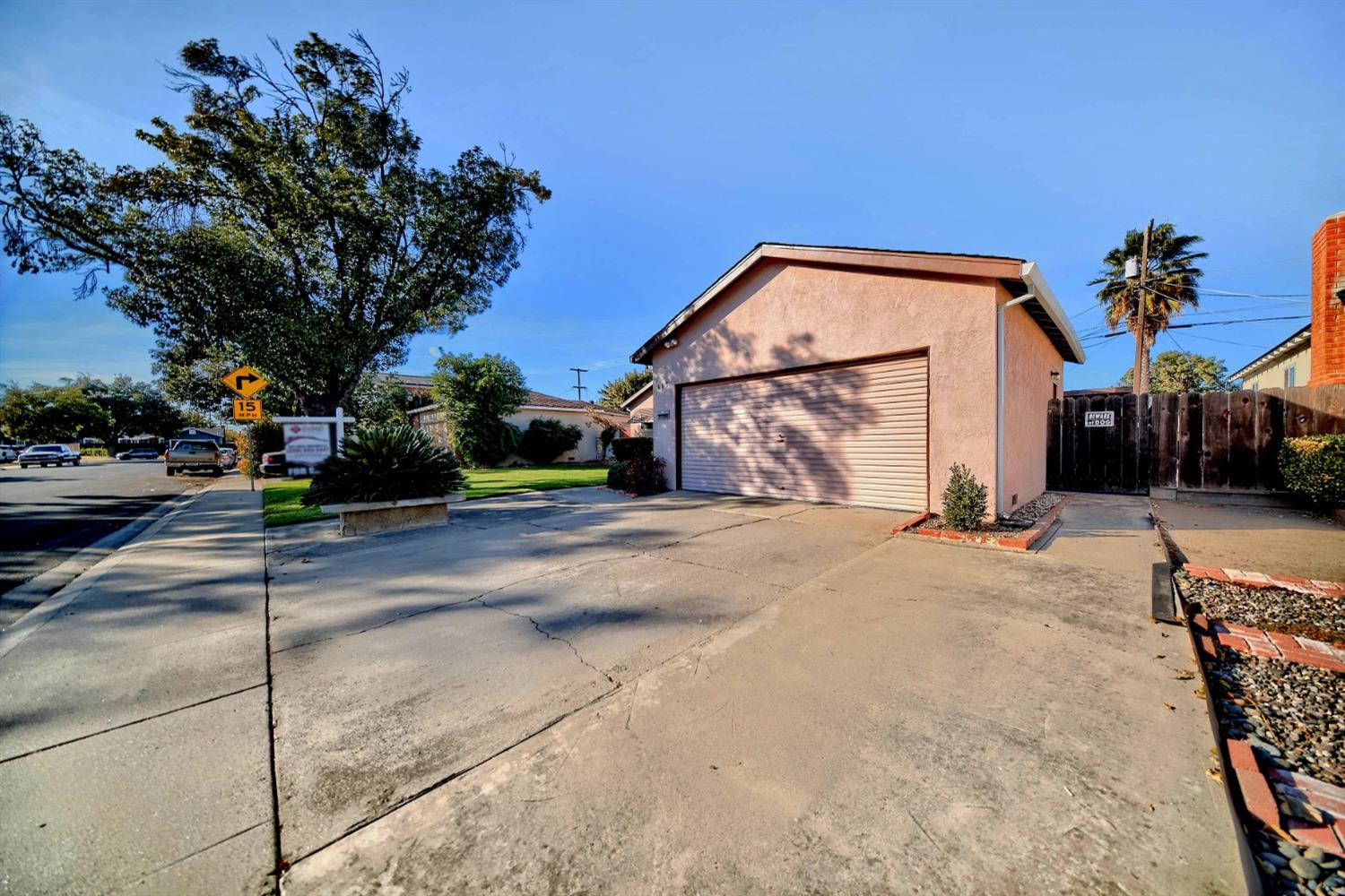 Detail Gallery Image 67 of 87 For 405 Charles Ave, Modesto,  CA 95350 - 3 Beds | 2 Baths