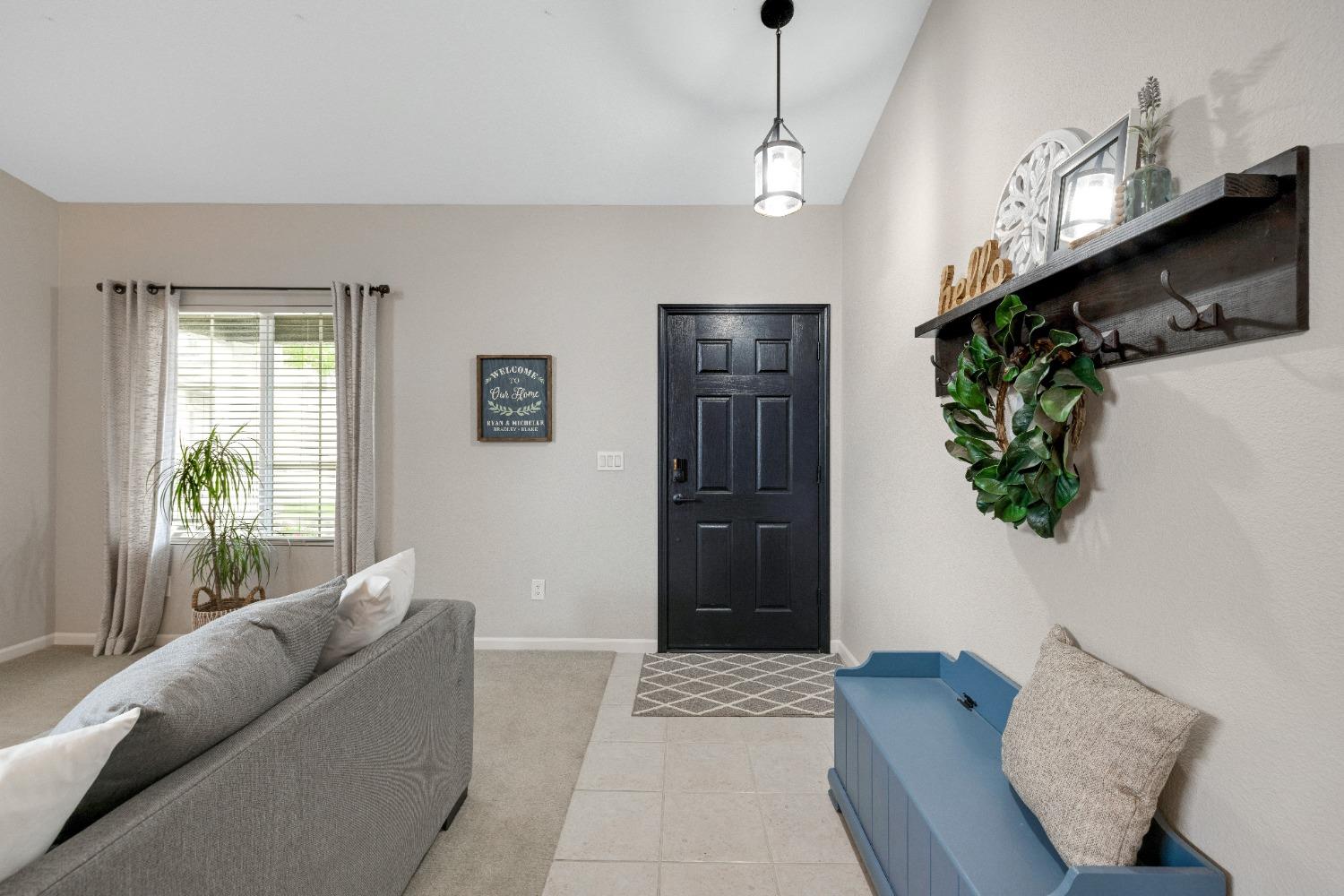 Detail Gallery Image 6 of 42 For 150 Heron Pl, Lincoln,  CA 95648 - 3 Beds | 2/1 Baths