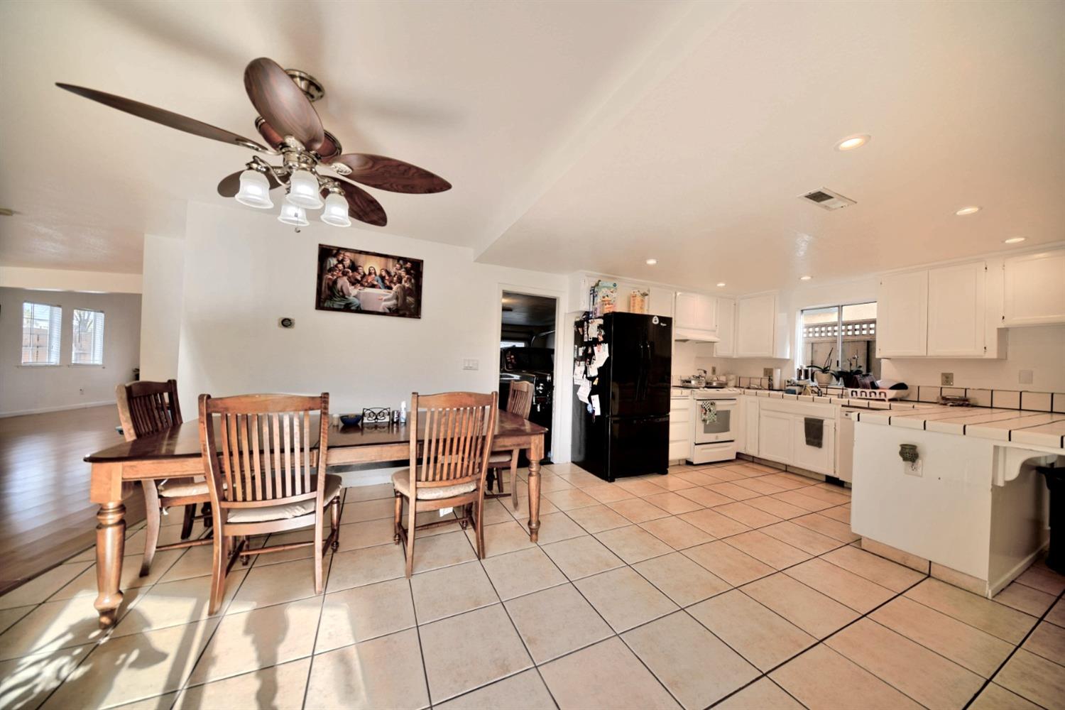 Detail Gallery Image 17 of 99 For 588 W 4th, Tracy,  CA 95376 - 3 Beds | 2/1 Baths