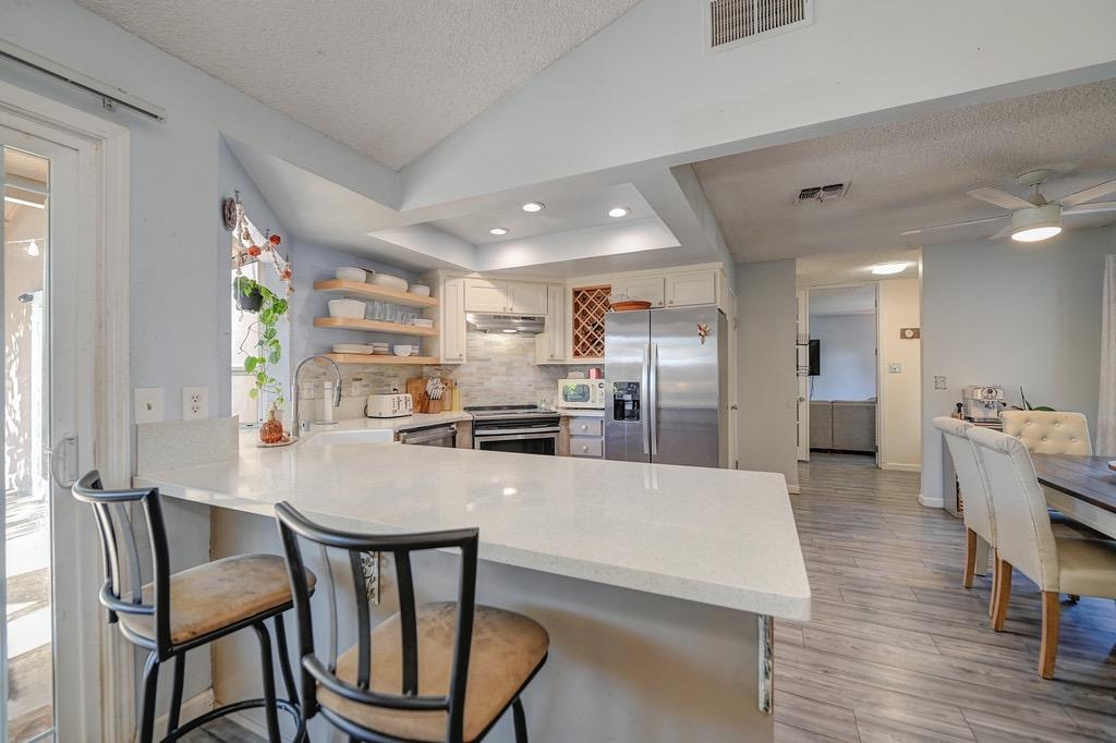 Detail Gallery Image 18 of 38 For 3352 Corbin Way, Sacramento,  CA 95827 - 3 Beds | 2 Baths