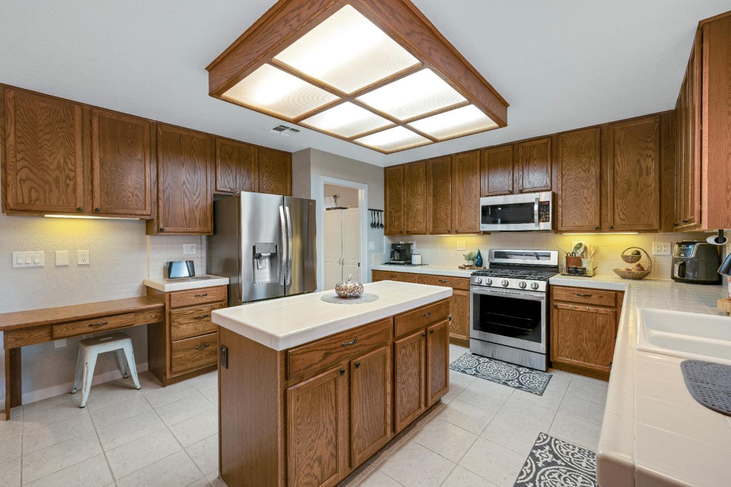 Detail Gallery Image 13 of 42 For 150 Heron Pl, Lincoln,  CA 95648 - 3 Beds | 2/1 Baths