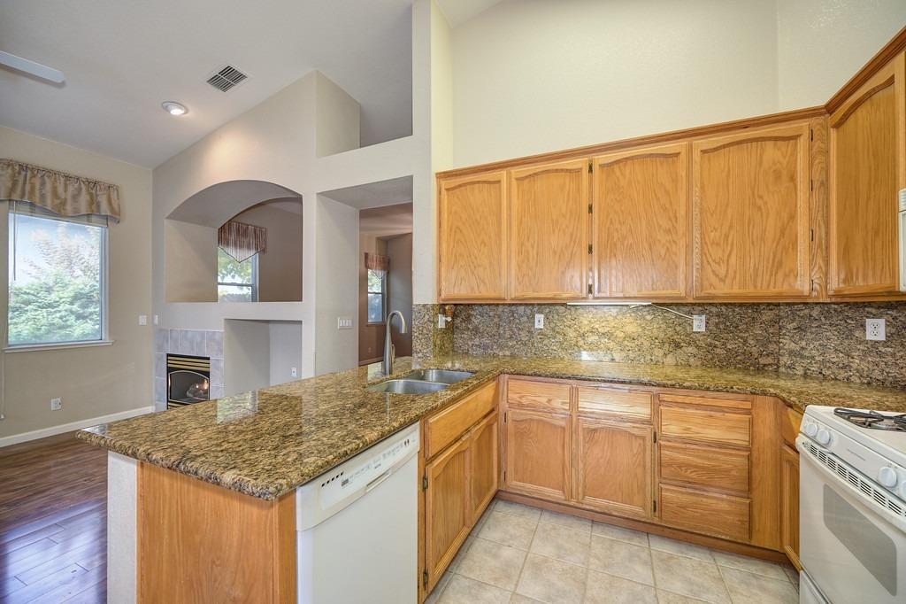 Detail Gallery Image 25 of 60 For 7614 Killdeer Way, Elk Grove,  CA 95758 - 3 Beds | 2 Baths