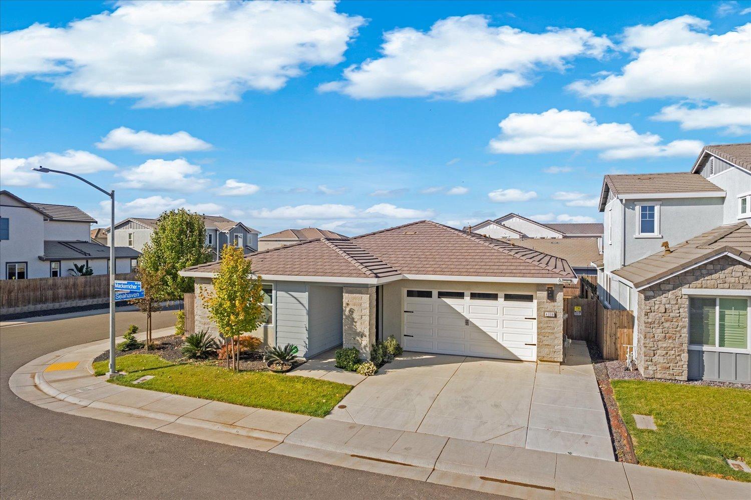 Detail Gallery Image 40 of 50 For 4008 Mackerricher Way, Rancho Cordova,  CA 95742 - 3 Beds | 3 Baths