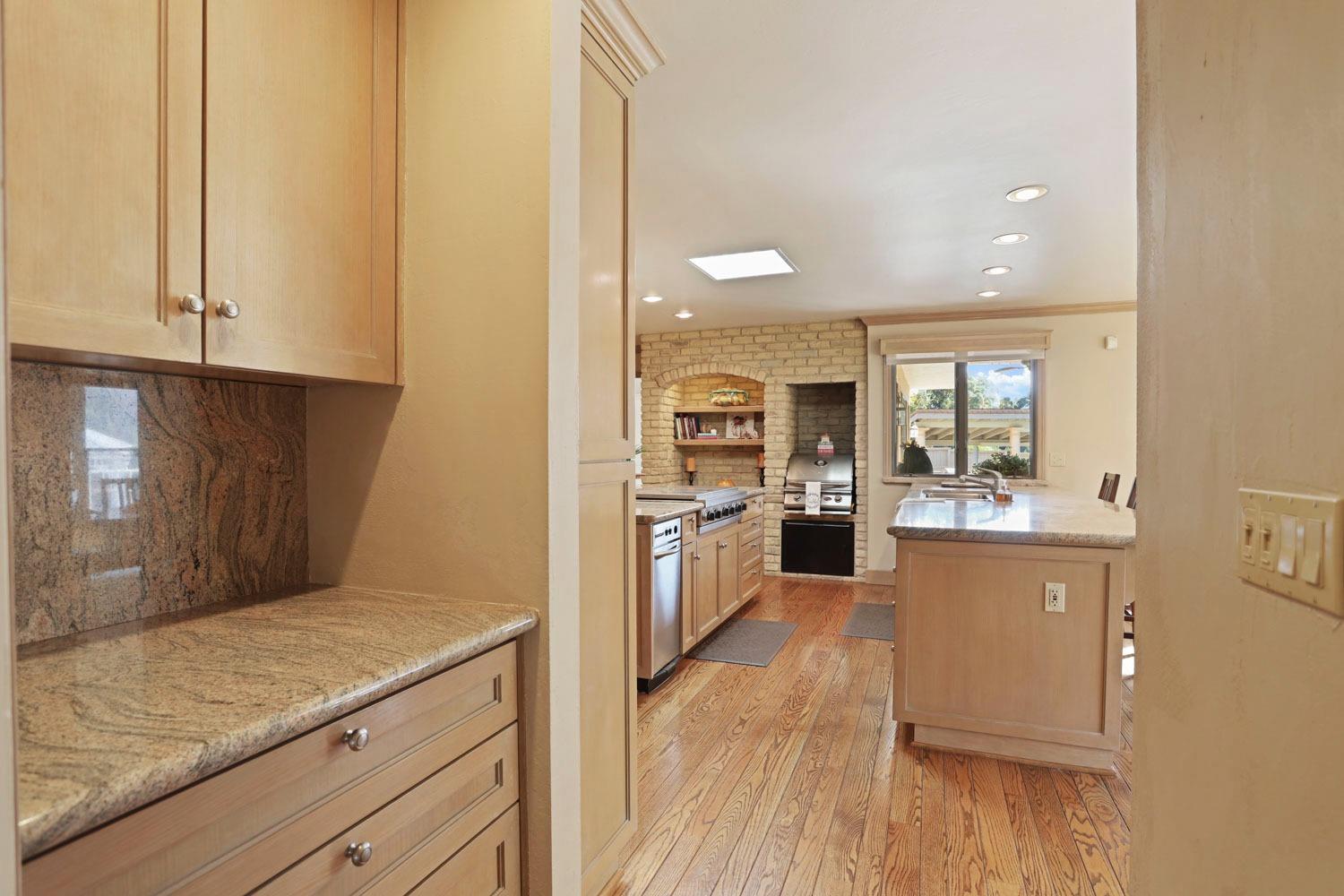 Detail Gallery Image 25 of 99 For 1351 Rivergate Dr, Lodi,  CA 95240 - 5 Beds | 3/2 Baths