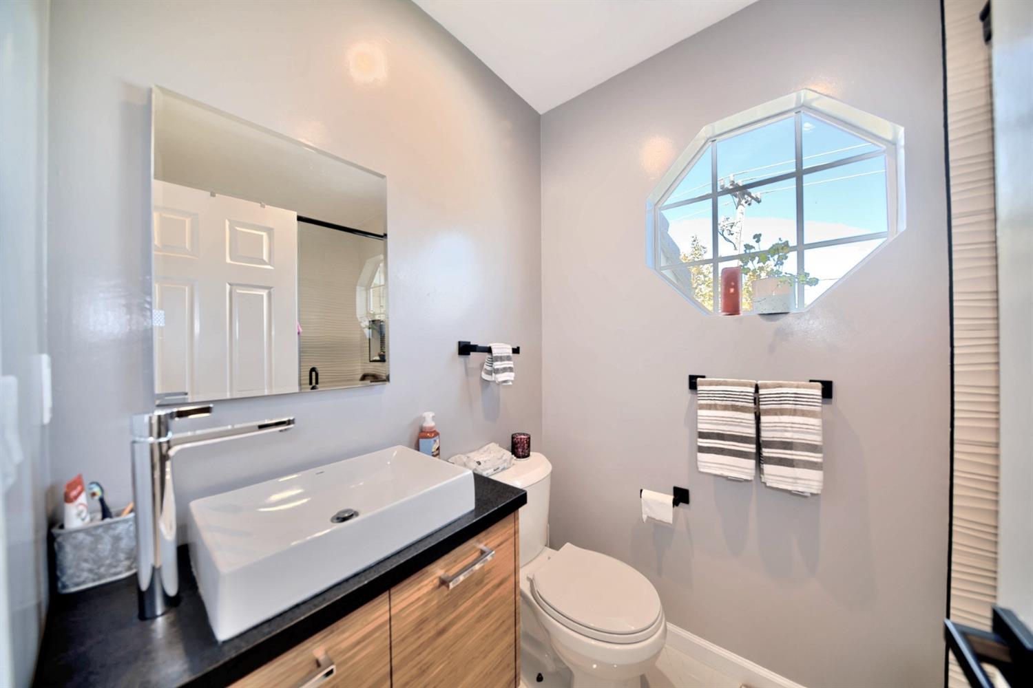 Detail Gallery Image 42 of 99 For 588 W 4th, Tracy,  CA 95376 - 3 Beds | 2/1 Baths