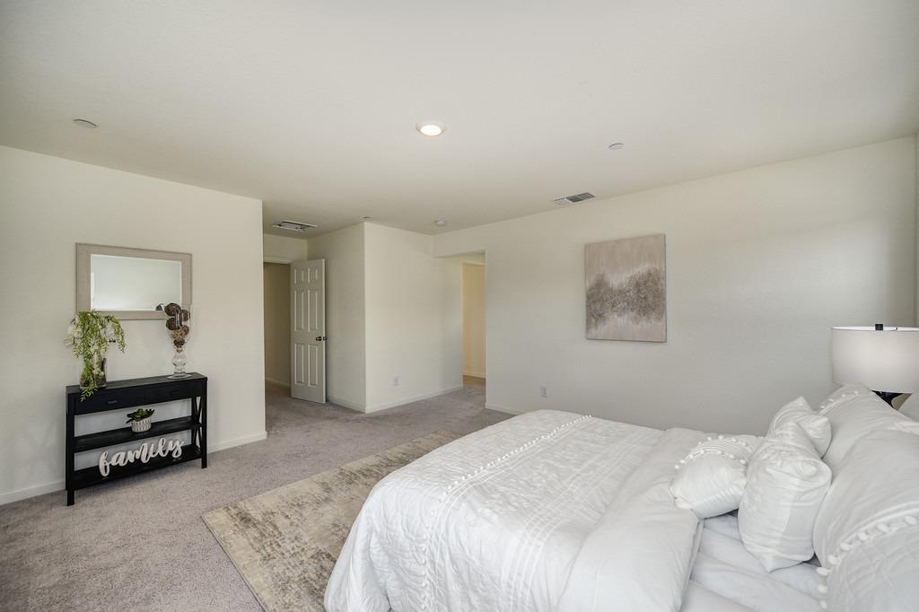 Detail Gallery Image 24 of 43 For 10451 Angsley Dr, Elk Grove,  CA 95757 - 3 Beds | 2/1 Baths