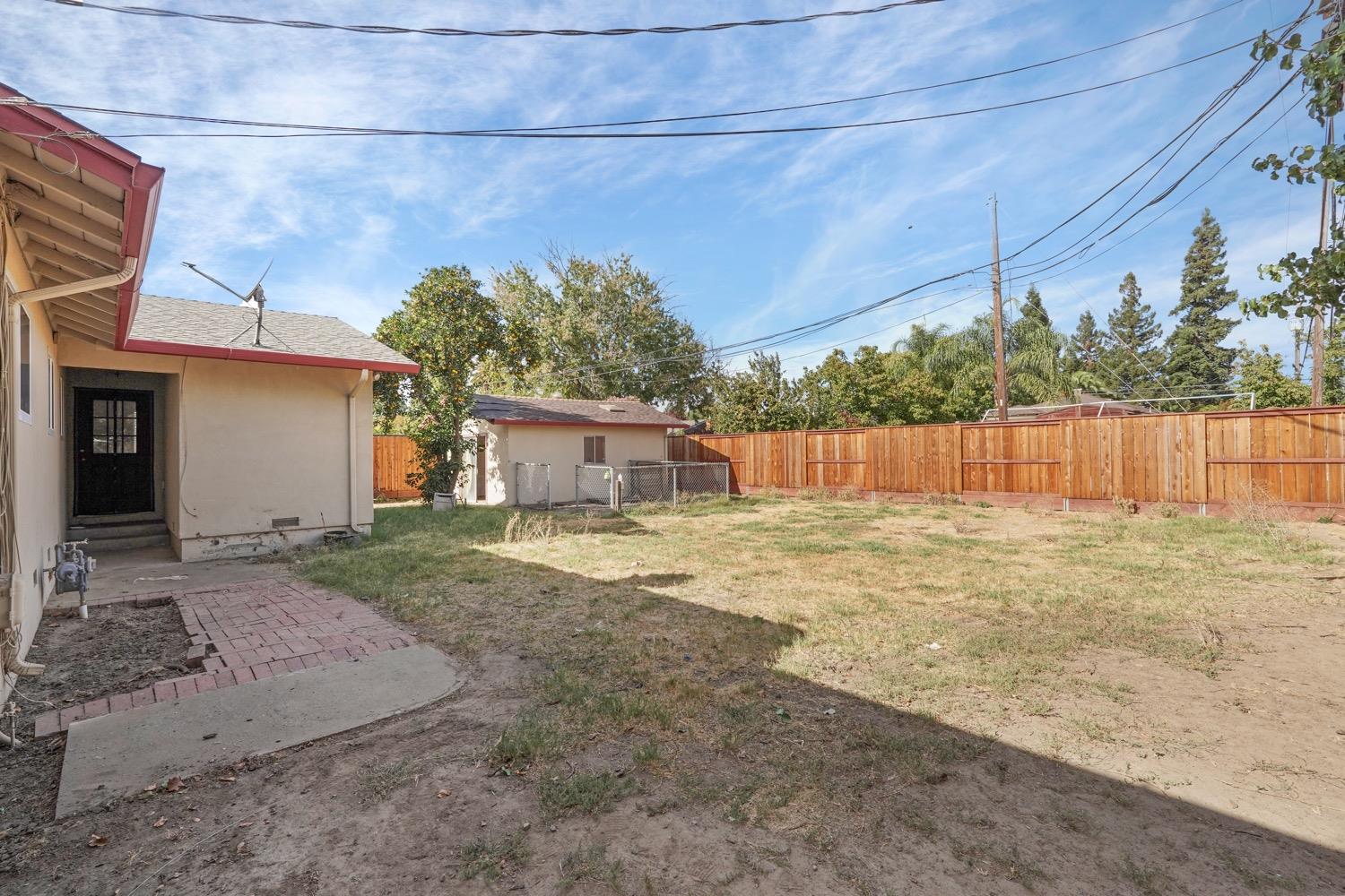 Detail Gallery Image 33 of 45 For 1811 Mariposa Way, Lodi,  CA 95242 - 3 Beds | 2 Baths