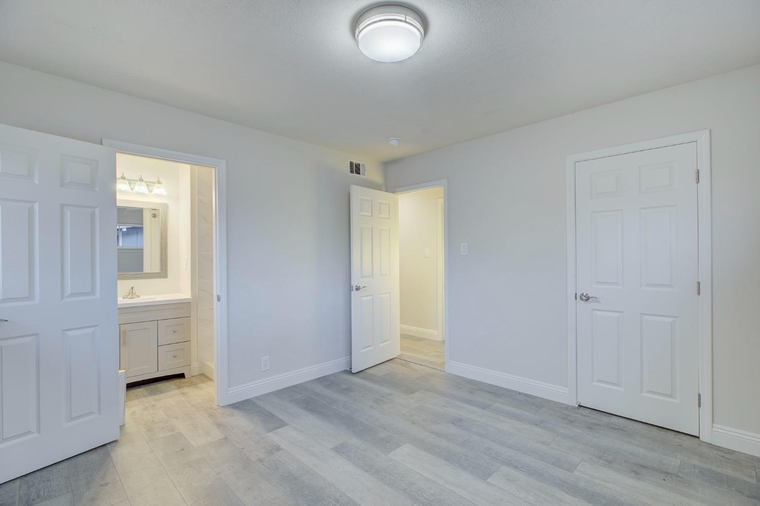 Detail Gallery Image 14 of 22 For 3737 Milton Way, North Highlands,  CA 95660 - 3 Beds | 2 Baths