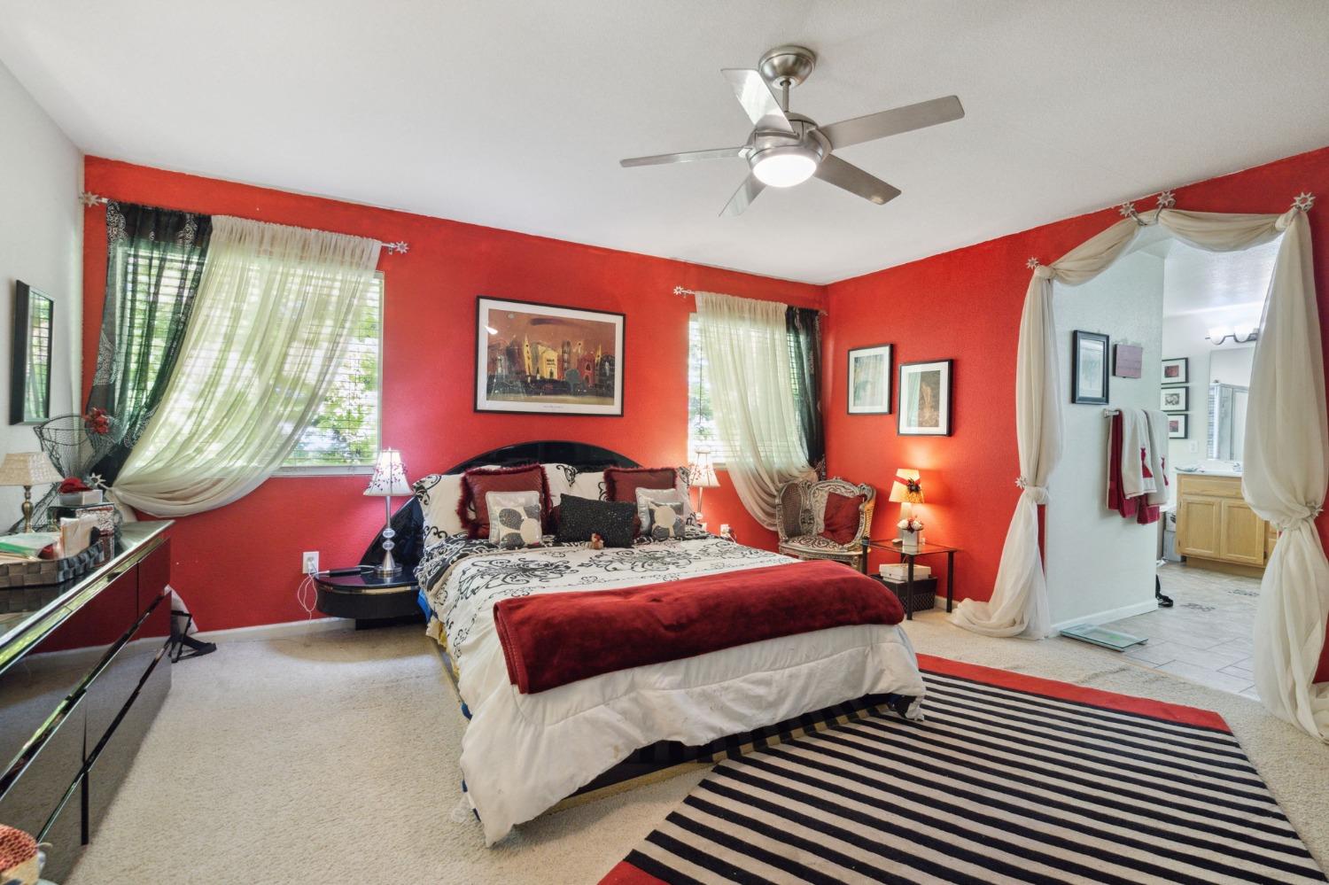 Detail Gallery Image 20 of 31 For 27 Drawbridge Ct, Sacramento,  CA 95833 - 4 Beds | 2/1 Baths