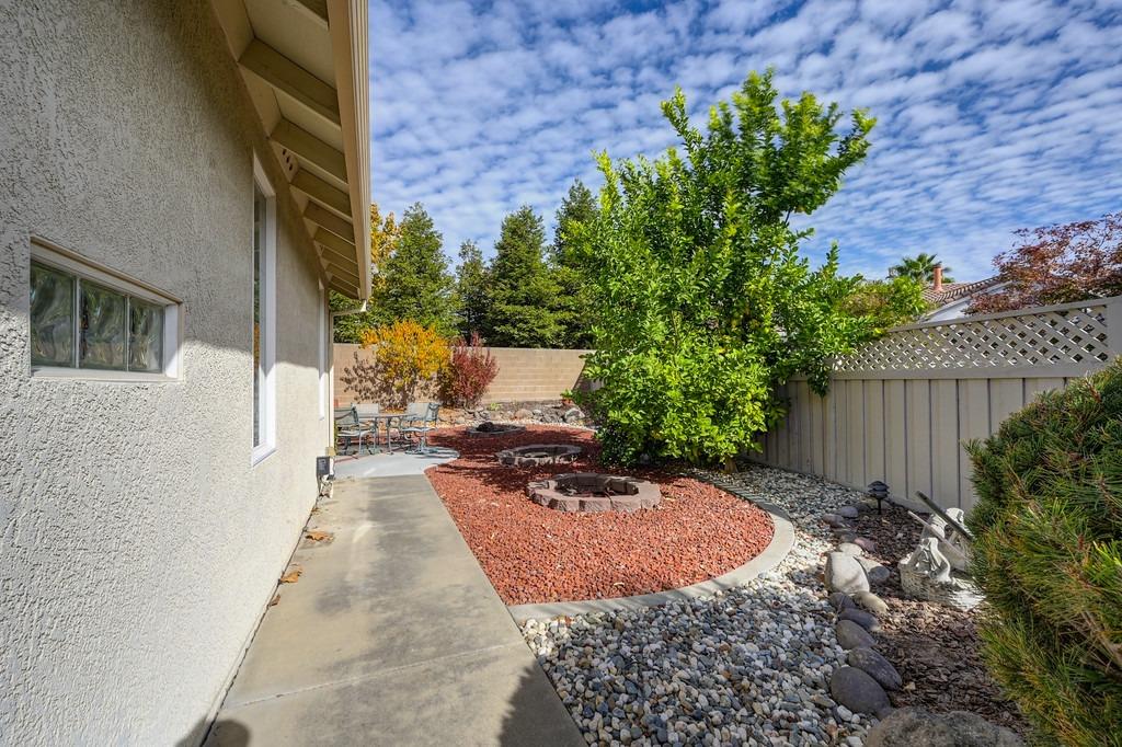 Detail Gallery Image 51 of 90 For 7549 Apple Hollow Loop, Roseville,  CA 95747 - 2 Beds | 2 Baths