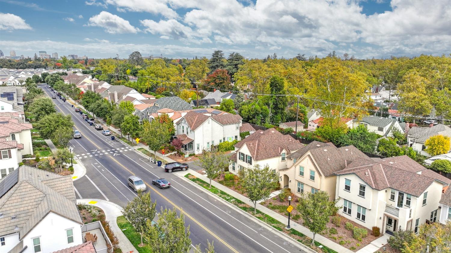 Detail Gallery Image 34 of 37 For 3273 Crocker Dr, Sacramento,  CA 95818 - 3 Beds | 2/1 Baths