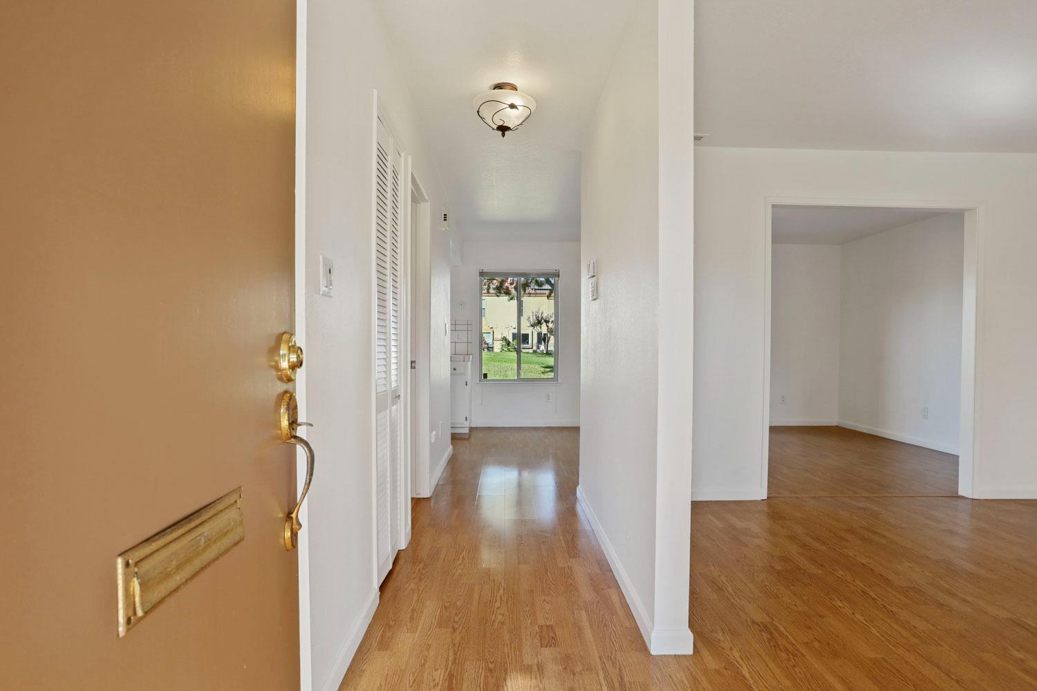 Detail Gallery Image 7 of 44 For 6209 Cumberland Pl, Stockton,  CA 95219 - 2 Beds | 1/1 Baths