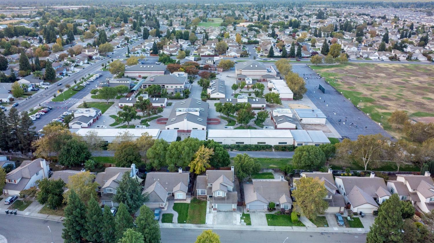 Detail Gallery Image 52 of 54 For 5306 Sherbrook Way, Antelope,  CA 95843 - 4 Beds | 3 Baths