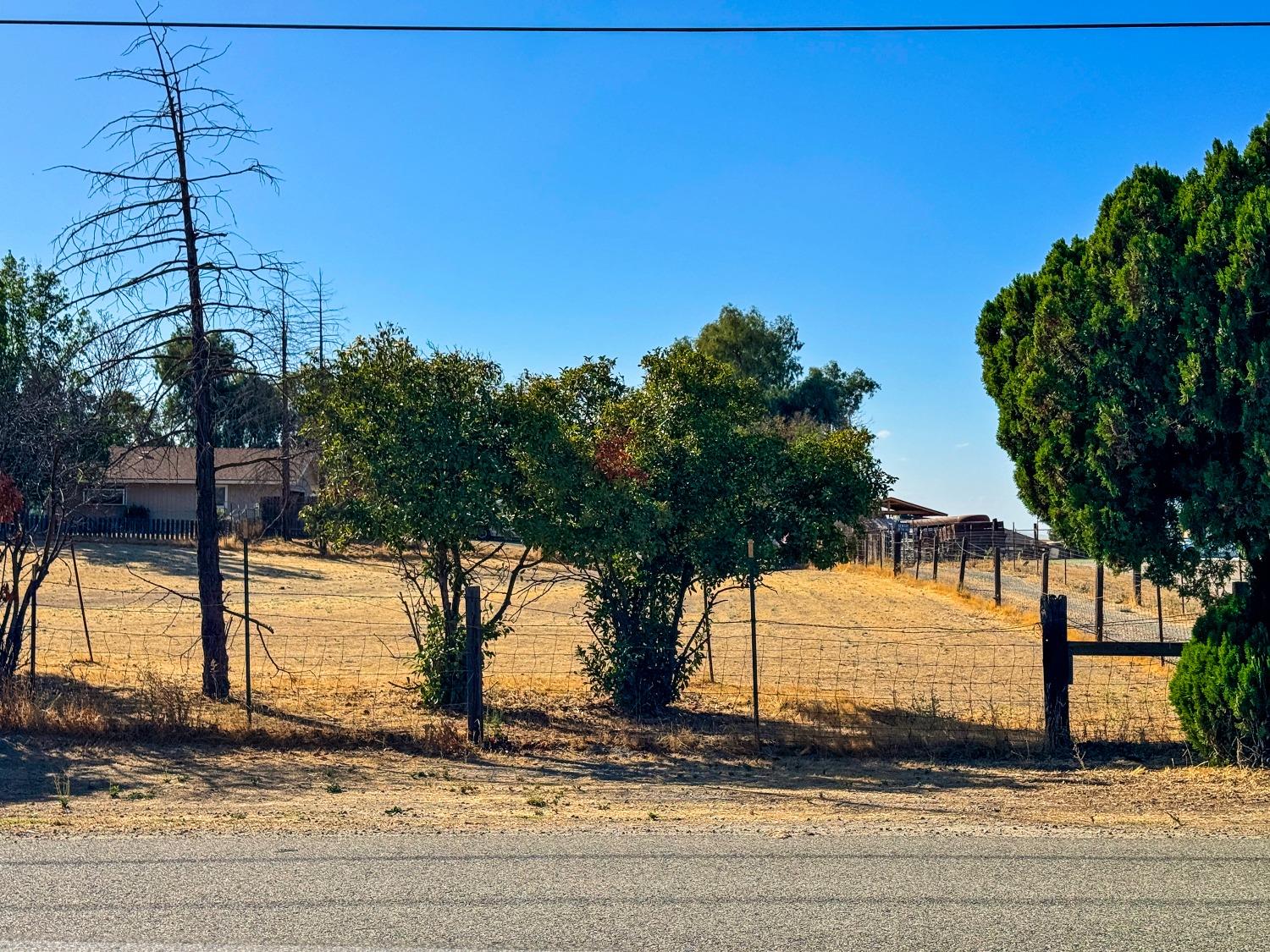 Detail Gallery Image 71 of 86 For 17156 Mark Rd, Madera,  CA 93636 - 3 Beds | 2 Baths