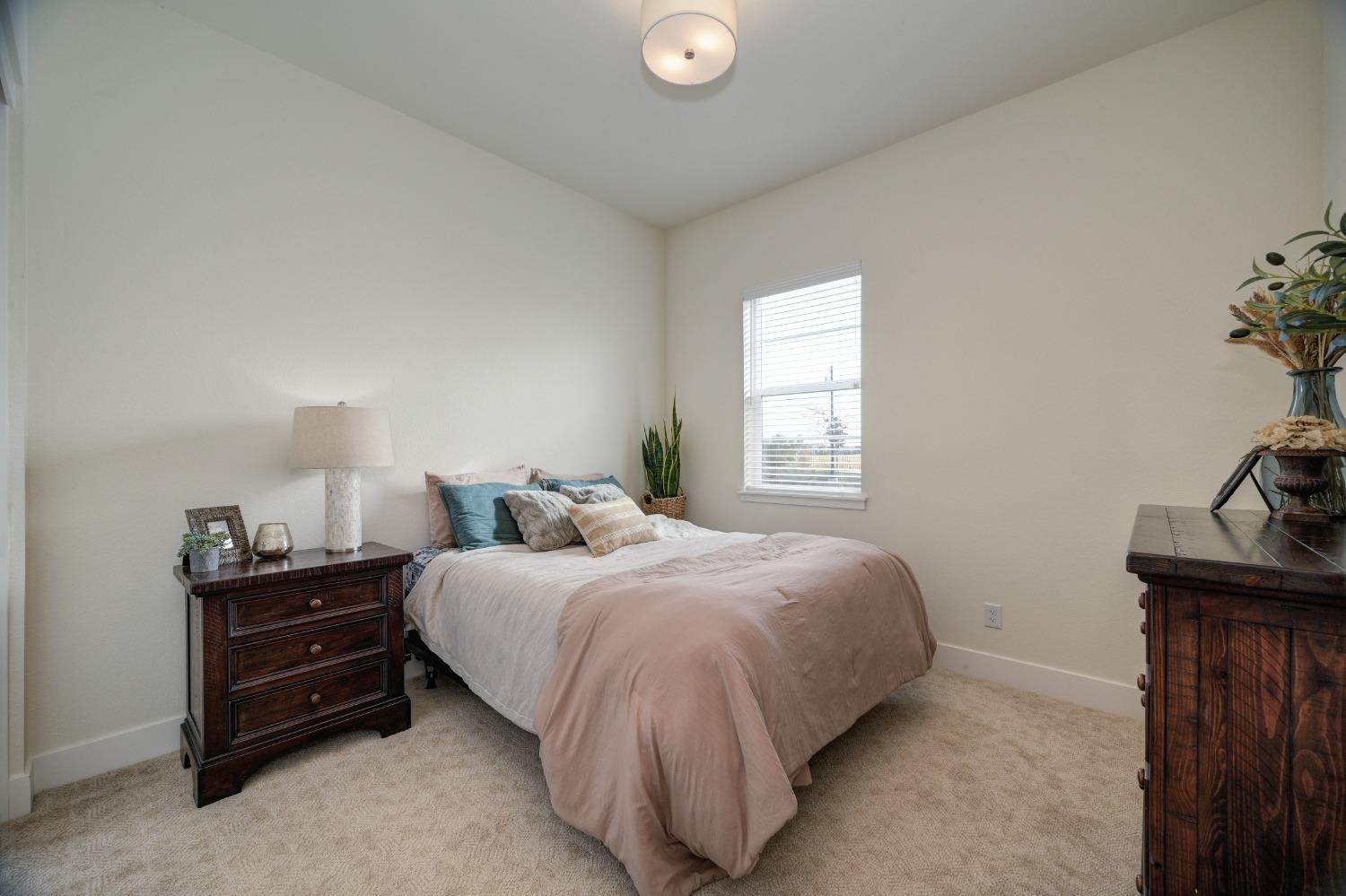 Detail Gallery Image 37 of 59 For 12033 Cobble Brook Dr, Rancho Cordova,  CA 95742 - 3 Beds | 2/1 Baths