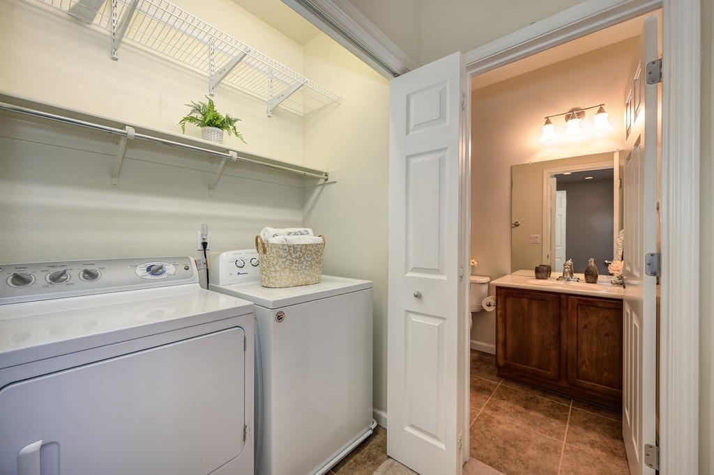 Detail Gallery Image 55 of 65 For 3025 Monument Dr, Roseville,  CA 95747 - 3 Beds | 2/1 Baths