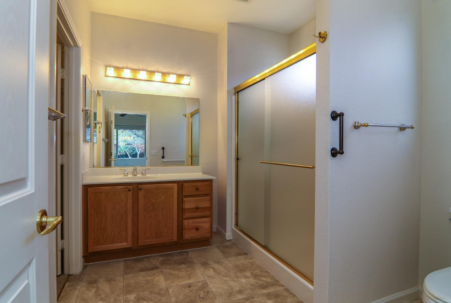 Detail Gallery Image 30 of 46 For 1375 Tahoma Ln, Lincoln,  CA 95648 - 2 Beds | 2 Baths