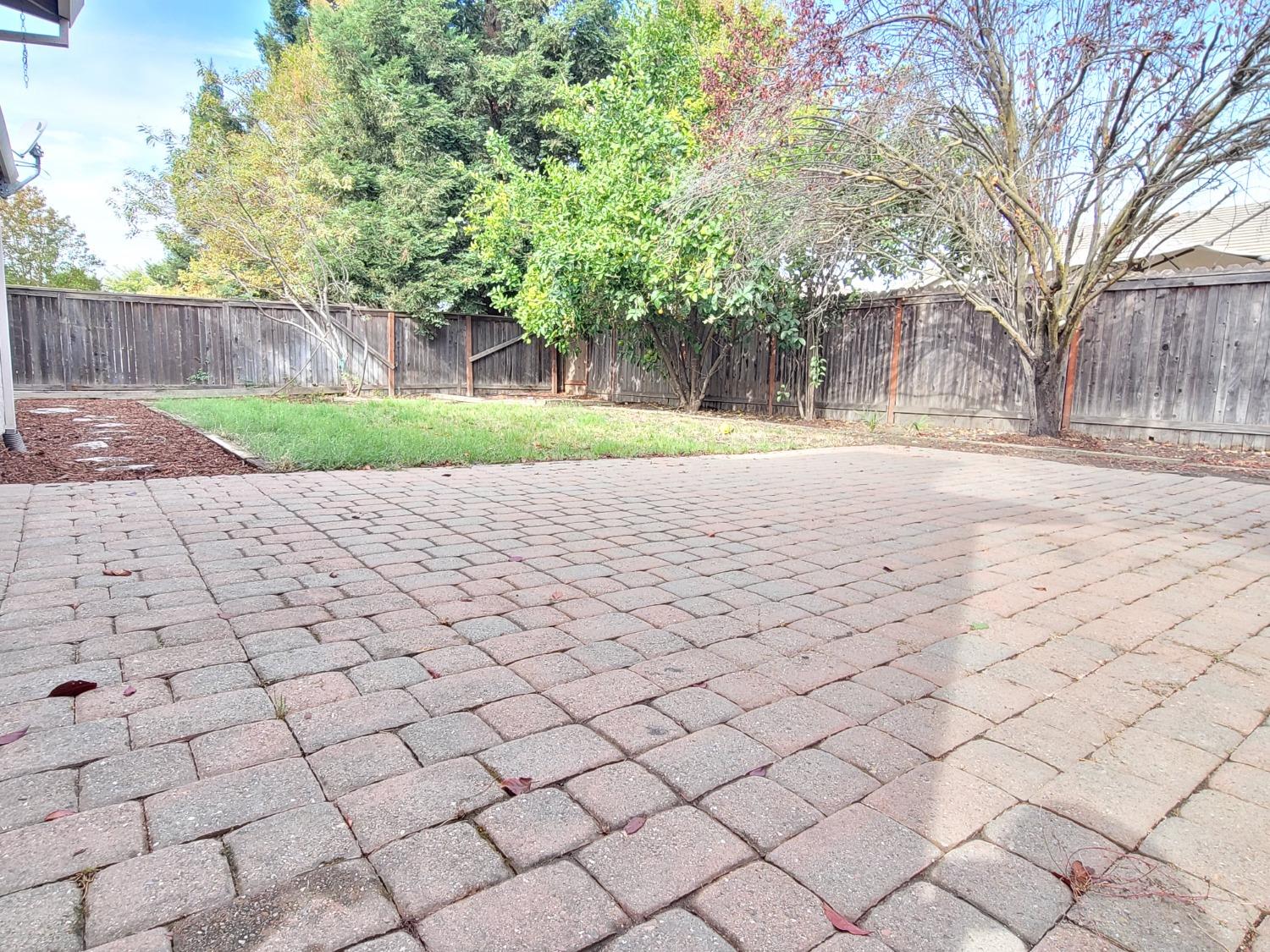 Detail Gallery Image 21 of 28 For 1501 Mayfield St, Sacramento,  CA 95835 - 3 Beds | 2 Baths