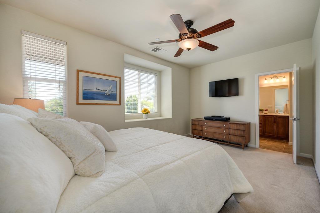 Detail Gallery Image 42 of 65 For 3025 Monument Dr, Roseville,  CA 95747 - 3 Beds | 2/1 Baths