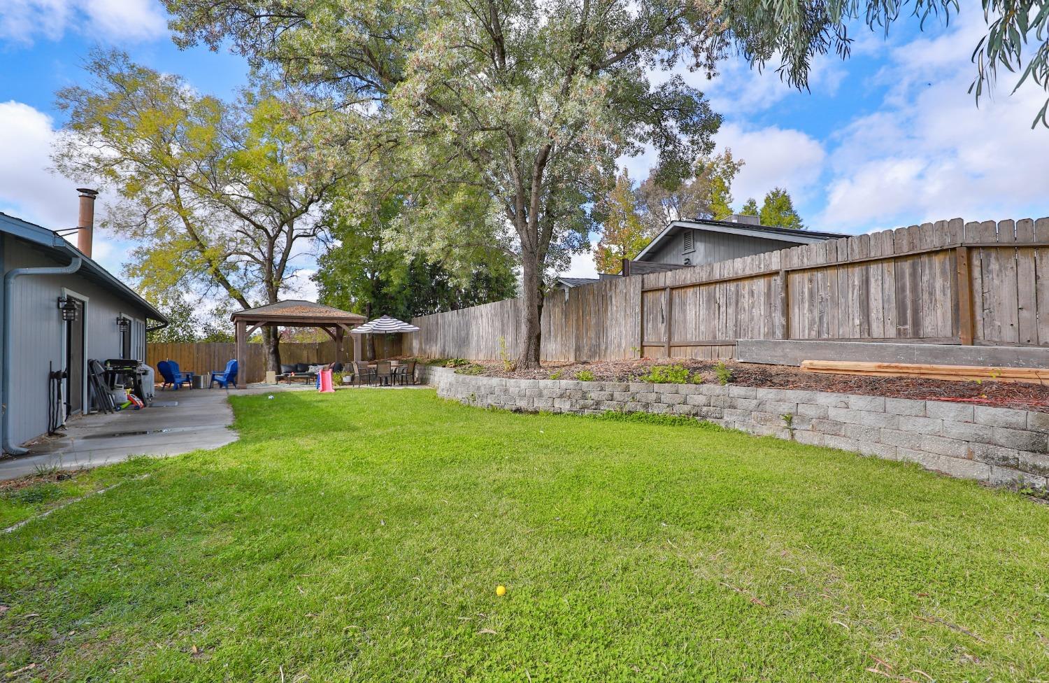 Detail Gallery Image 16 of 21 For 5365 Skycrest Dr, El Dorado,  CA 95623 - 3 Beds | 2 Baths