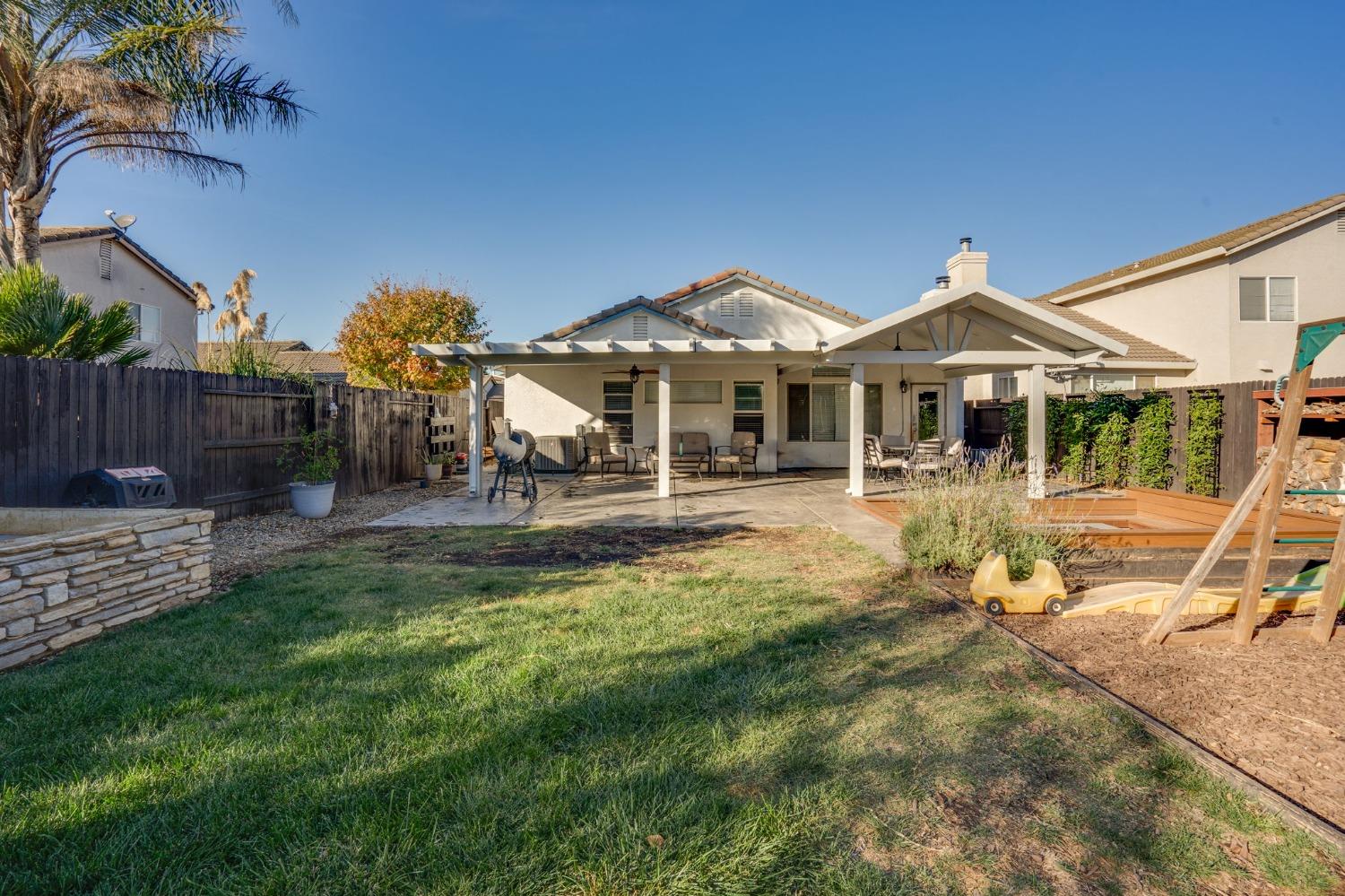 Detail Gallery Image 22 of 22 For 9082 Wigmore Ct, Elk Grove,  CA 95624 - 3 Beds | 2 Baths