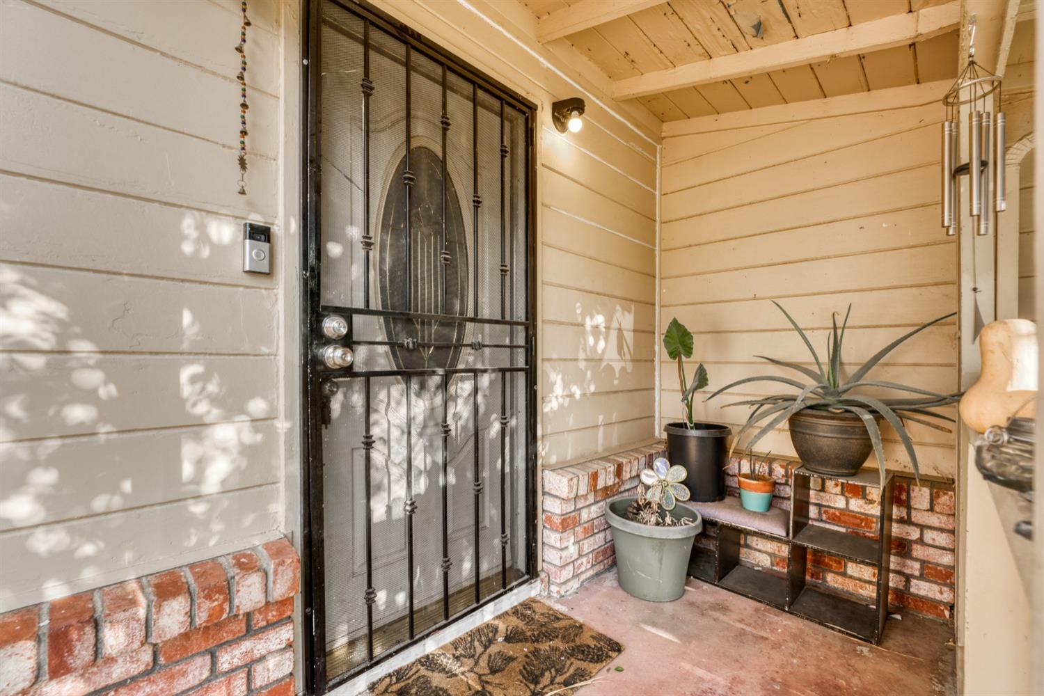 Detail Gallery Image 7 of 36 For 1003 Fleda Ave, Olivehurst,  CA 95961 - 3 Beds | 1/1 Baths