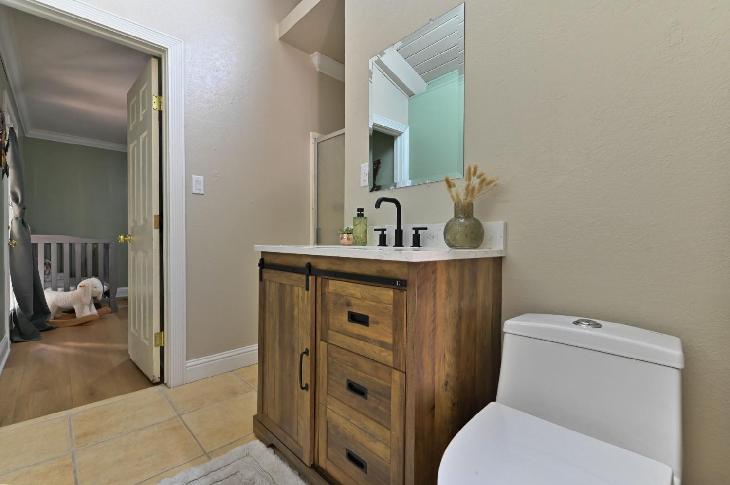 Detail Gallery Image 17 of 70 For 1689 Highway 4, Arnold,  CA 95223 - 4 Beds | 4 Baths