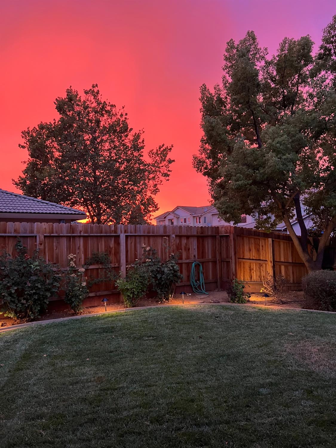 Detail Gallery Image 3 of 7 For 10047 Crooked Stick, Sacramento,  CA 95829 - 4 Beds | 2 Baths