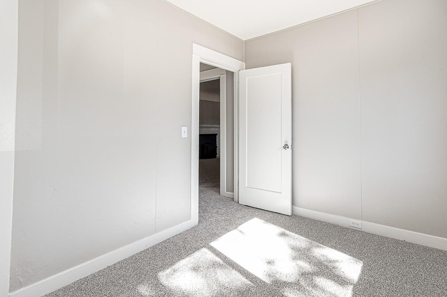 Detail Gallery Image 26 of 32 For 1813 Bristol Ave, Stockton,  CA 95204 - 3 Beds | 2 Baths