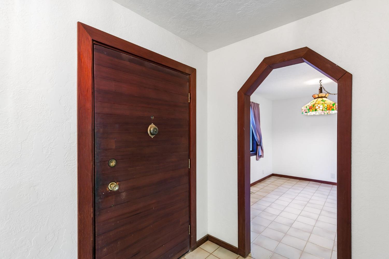 Detail Gallery Image 14 of 71 For 10265 Newtown Rd, Nevada City,  CA 95959 - 4 Beds | 2/1 Baths