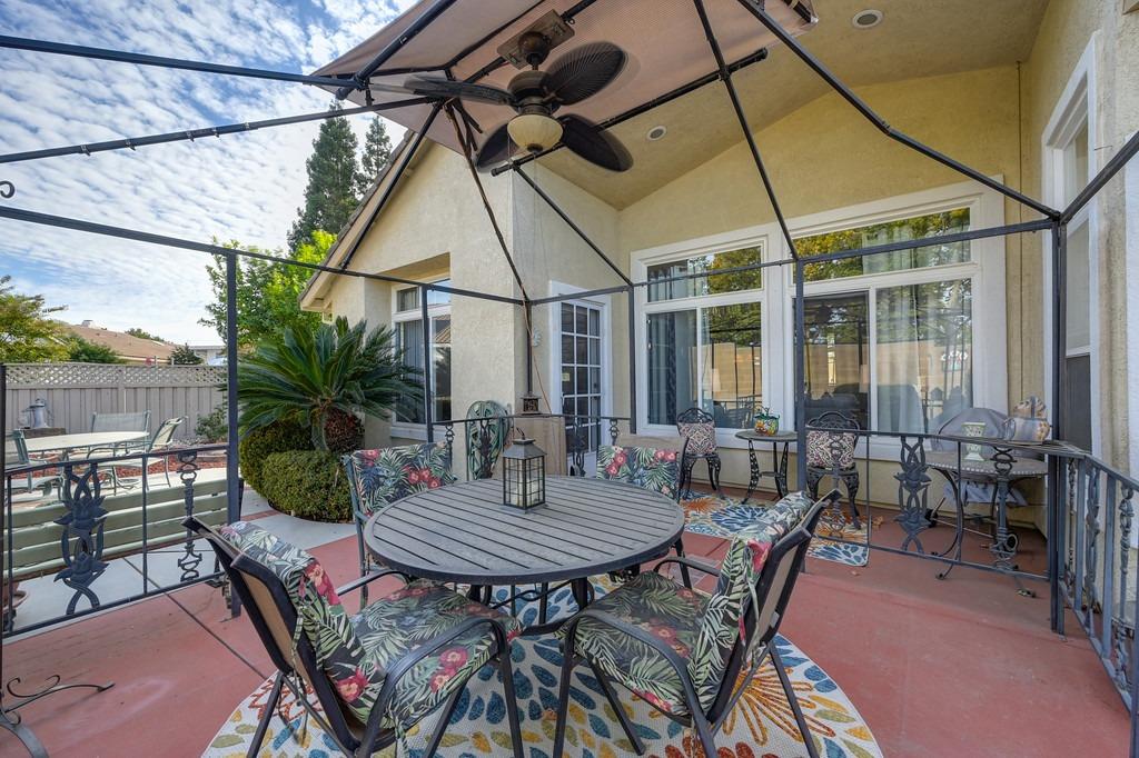 Detail Gallery Image 62 of 90 For 7549 Apple Hollow Loop, Roseville,  CA 95747 - 2 Beds | 2 Baths