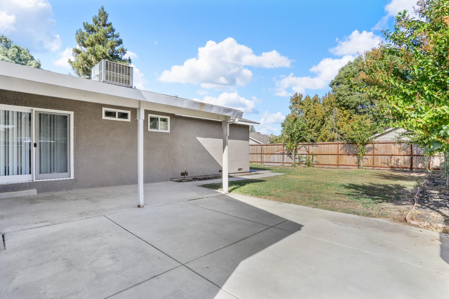 Detail Gallery Image 31 of 32 For 1405 W Tuolumne Rd, Turlock,  CA 95382 - 3 Beds | 2 Baths