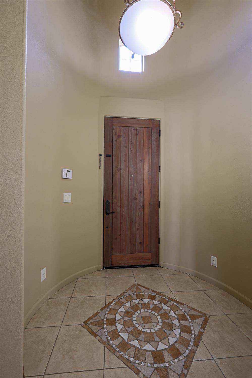 Detail Gallery Image 4 of 25 For 8720 Laguna St, Chowchilla,  CA 93610 - 4 Beds | 4 Baths