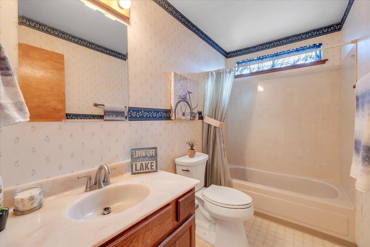 Detail Gallery Image 22 of 99 For 4268 Edgewater Ct #2074,  Copperopolis,  CA 95228 - 3 Beds | 2 Baths