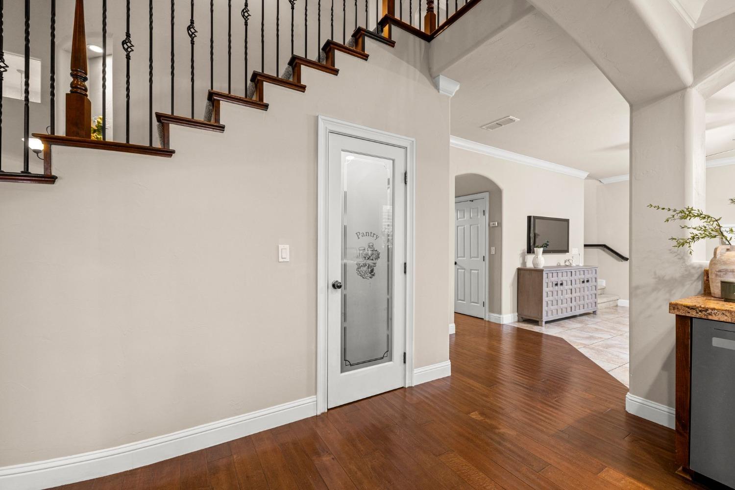 Detail Gallery Image 44 of 84 For 1648 Calabria Way, Roseville,  CA 95747 - 5 Beds | 3/2 Baths