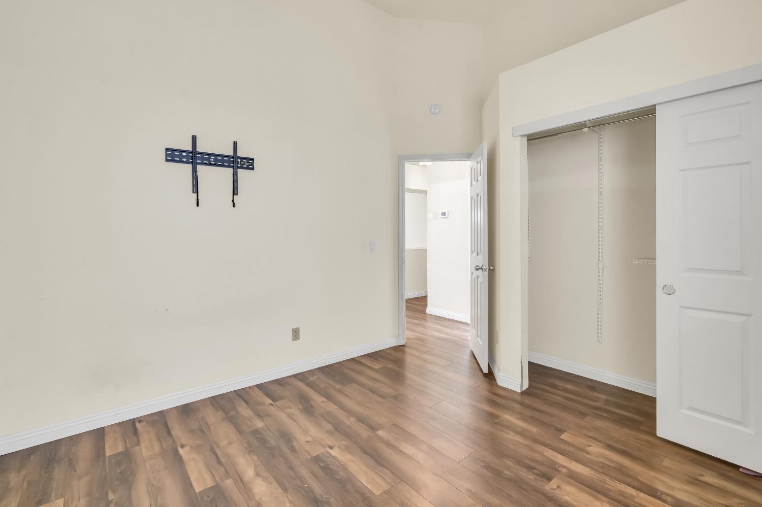 Detail Gallery Image 19 of 35 For 8048 Bridgeburn Ct, Elk Grove,  CA 95758 - 3 Beds | 2 Baths