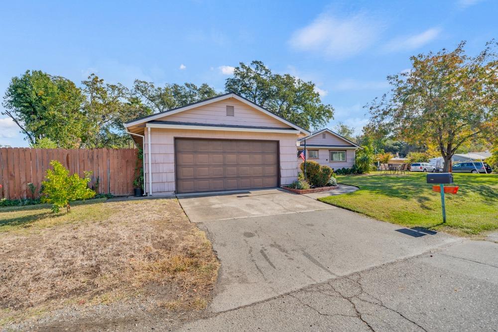 Detail Gallery Image 39 of 48 For 7700 Oakwood Ln, Citrus Heights,  CA 95621 - 3 Beds | 2 Baths