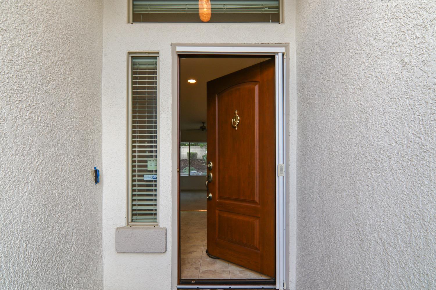 Detail Gallery Image 5 of 46 For 1375 Tahoma Ln, Lincoln,  CA 95648 - 2 Beds | 2 Baths