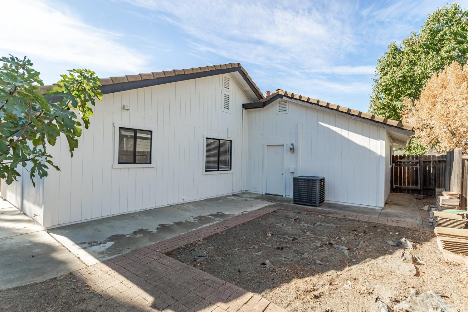 Detail Gallery Image 26 of 37 For 837 Walnut Ln, Winters,  CA 95694 - 3 Beds | 2 Baths