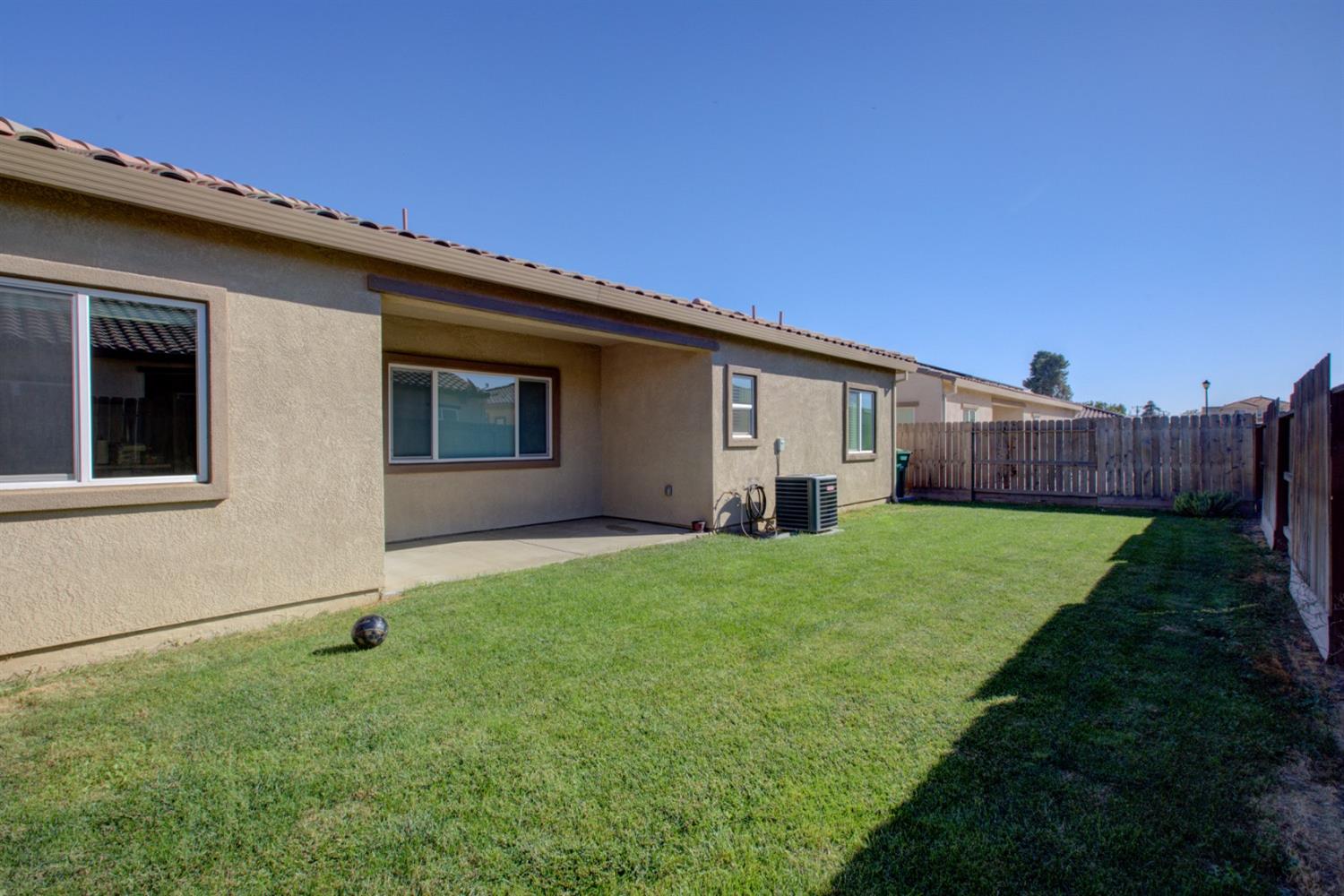 Detail Gallery Image 14 of 15 For 840 Fritz Dr, Los Banos,  CA 93635 - 2 Beds | 2 Baths