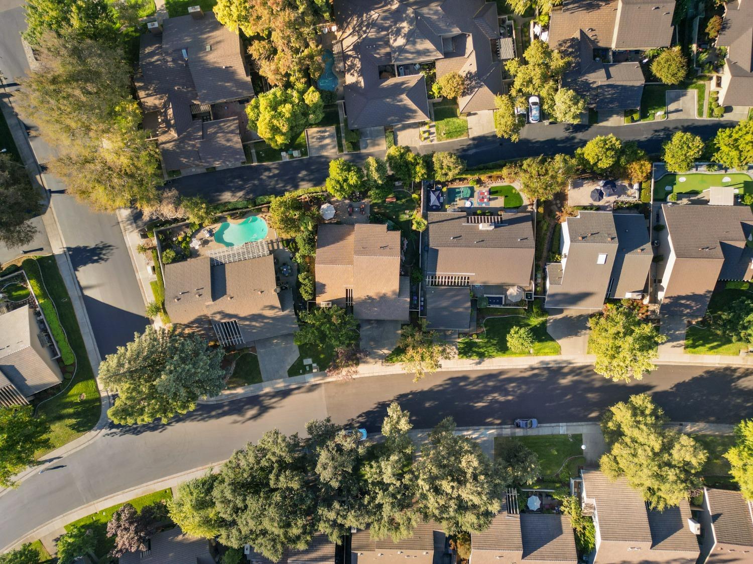 Detail Gallery Image 39 of 41 For 11305 S Sutters Mill Circle, Gold River,  CA 95670 - 3 Beds | 2 Baths