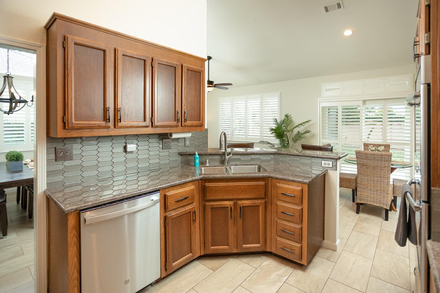 Detail Gallery Image 25 of 50 For 1756 Meadowlark Way, Yuba City,  CA 95993 - 3 Beds | 2 Baths