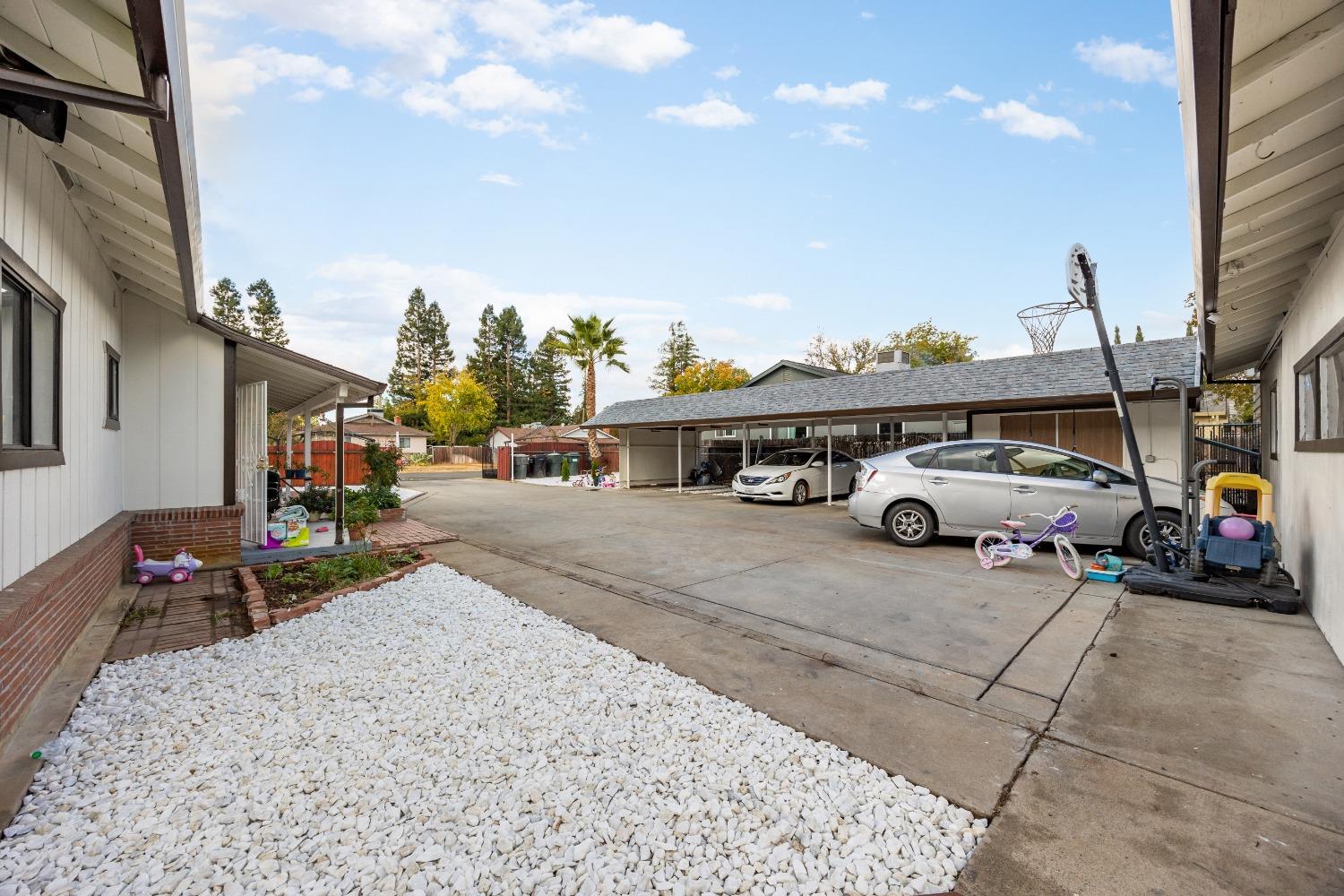 Detail Gallery Image 25 of 26 For 3538 Tarro Way, Carmichael,  CA 95608 - 5 Beds | 3/1 Baths