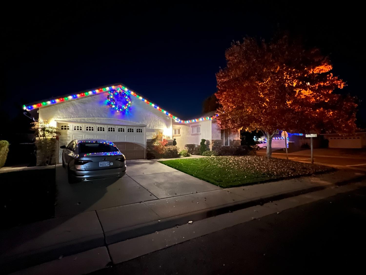 Detail Gallery Image 4 of 7 For 10047 Crooked Stick, Sacramento,  CA 95829 - 4 Beds | 2 Baths