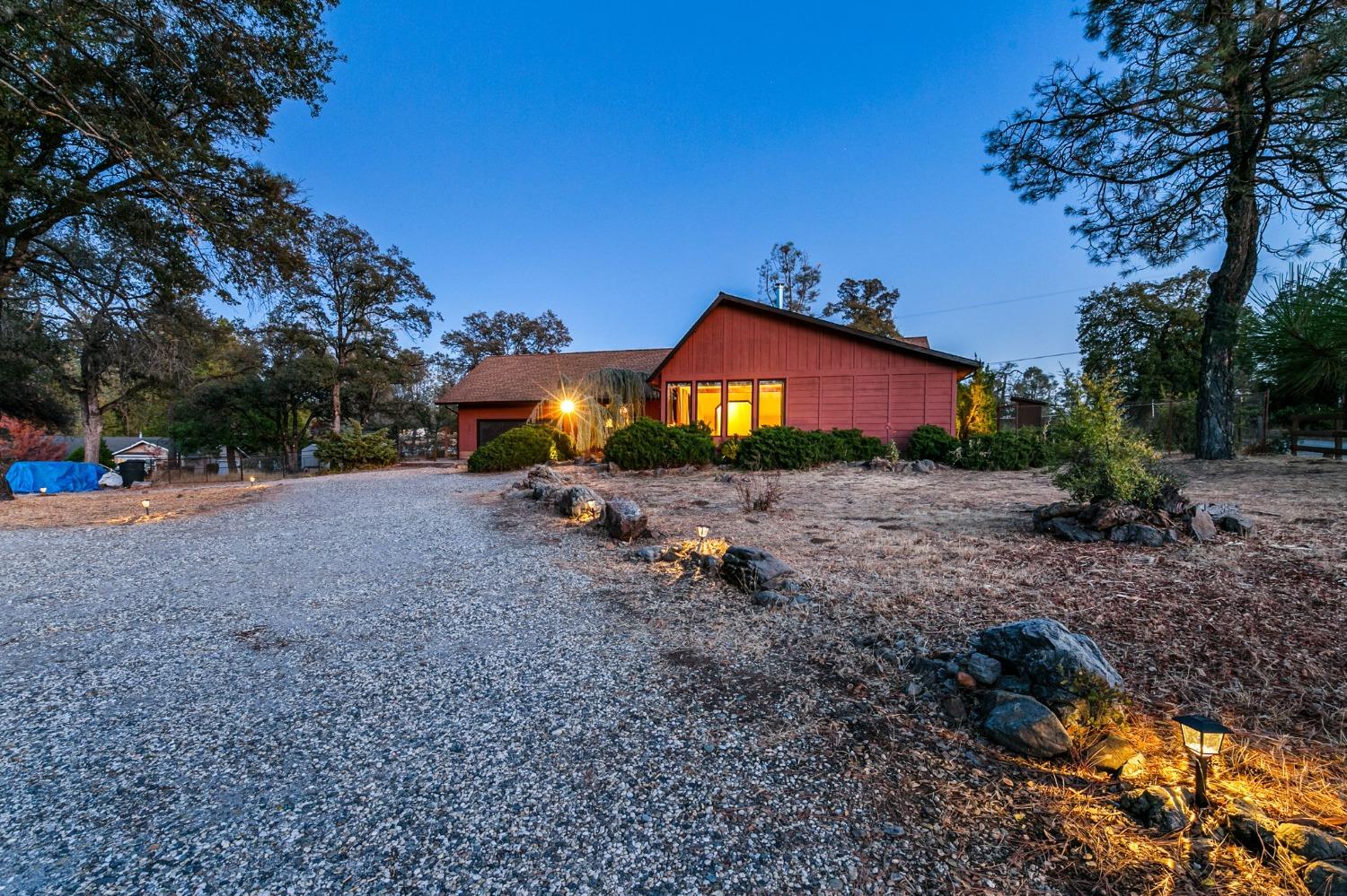 Detail Gallery Image 52 of 71 For 10265 Newtown Rd, Nevada City,  CA 95959 - 4 Beds | 2/1 Baths