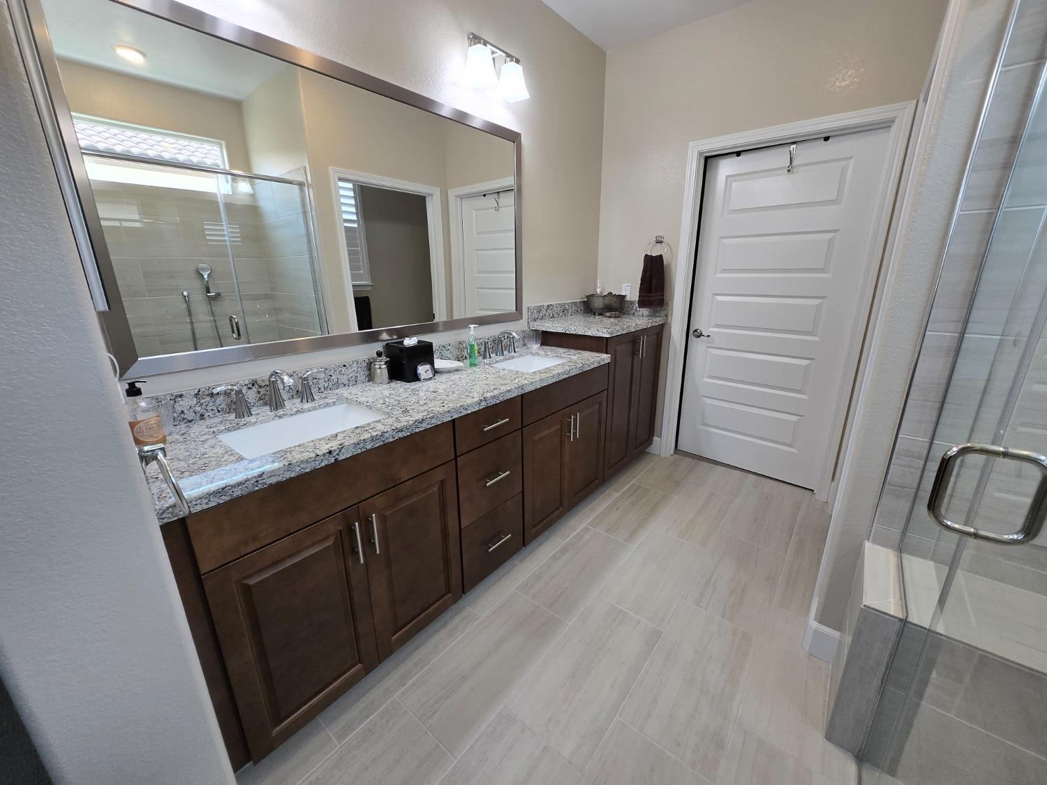 Detail Gallery Image 31 of 45 For 5040 Peace Lily Ln, Roseville,  CA 95747 - 2 Beds | 2/1 Baths