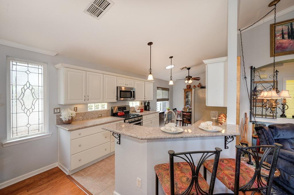 Detail Gallery Image 26 of 90 For 7549 Apple Hollow Loop, Roseville,  CA 95747 - 2 Beds | 2 Baths