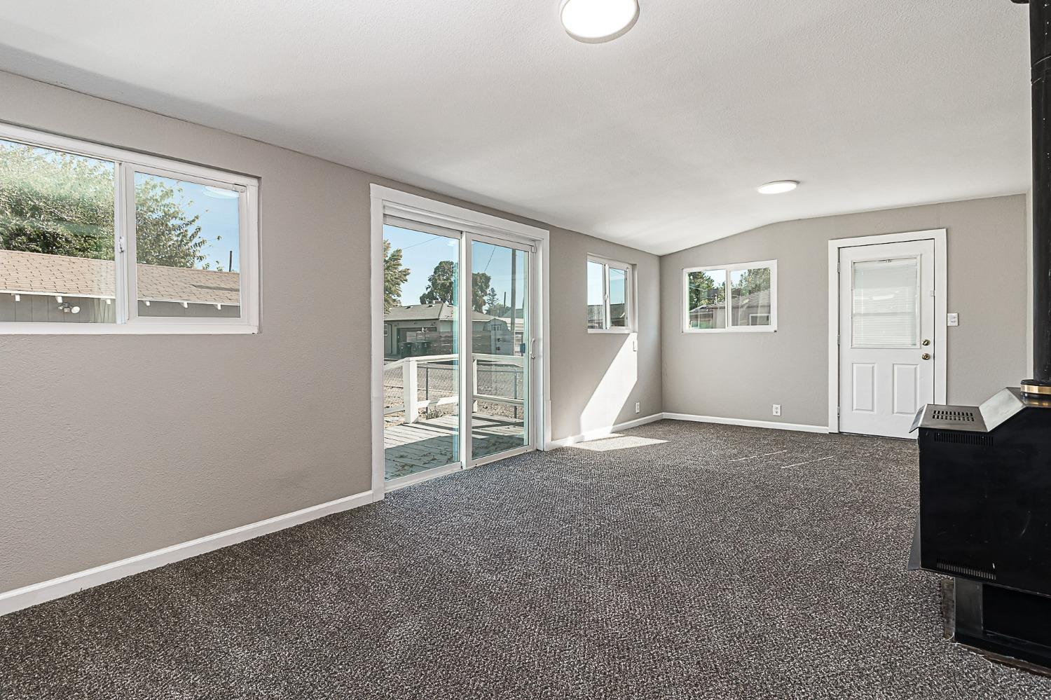 Detail Gallery Image 18 of 28 For 155 N Bryan Ave, Oakdale,  CA 95361 - 2 Beds | 1 Baths