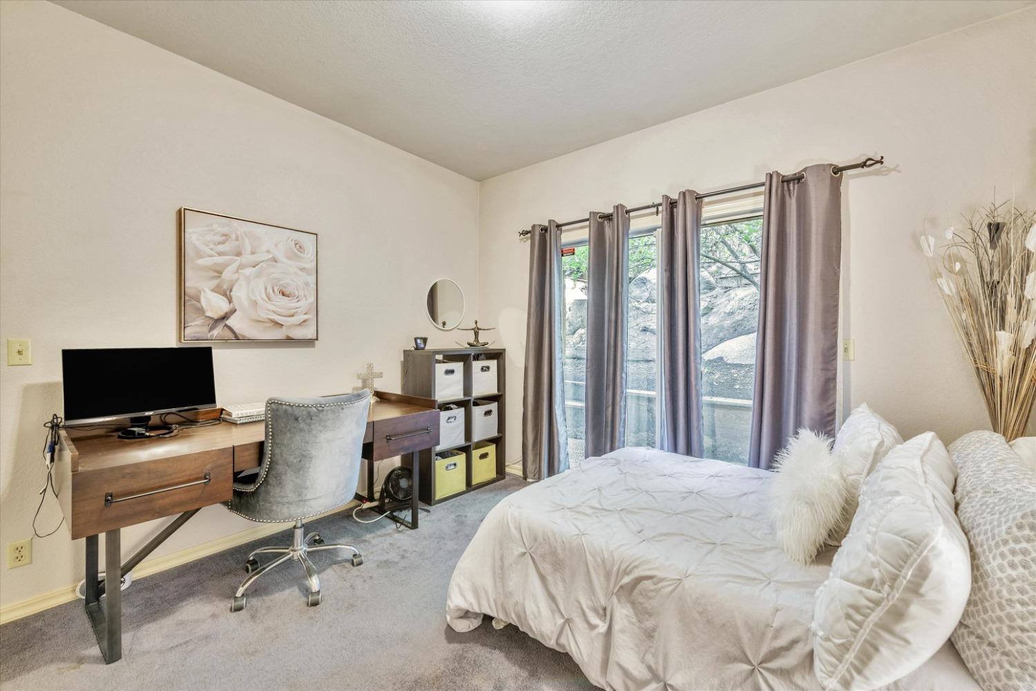 Detail Gallery Image 37 of 55 For 102 Woodview Ct, Folsom,  CA 95630 - 5 Beds | 3/1 Baths