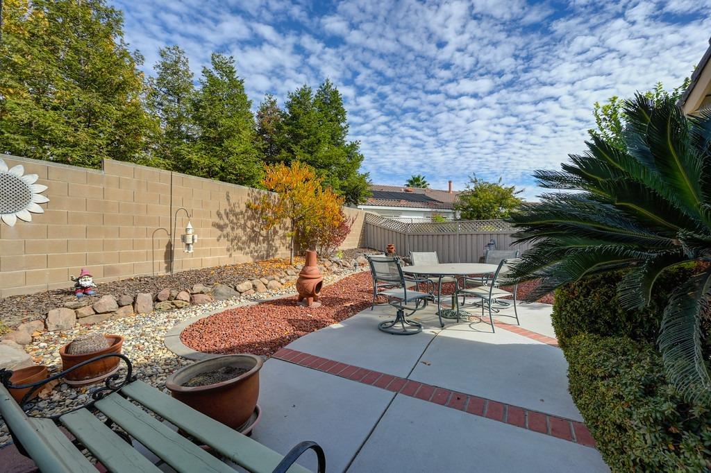 Detail Gallery Image 59 of 90 For 7549 Apple Hollow Loop, Roseville,  CA 95747 - 2 Beds | 2 Baths